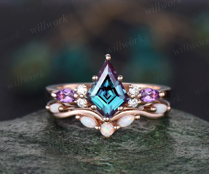 Kite cut Alexandrite engagement ring marquise cut amethyst ring 14k rose gold diamond opal ring women unique wedding ring set jewelry gift