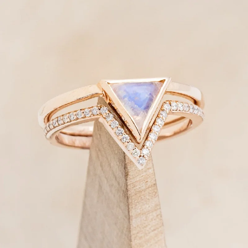 "JENNY FROM THE BLOCK" - TRIANGLE CABOCHON CUT MOONSTONE ENGAGEMENT RING WITH DIAMOND V-SHAPED TRACER