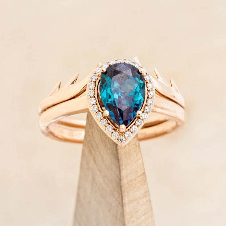 "CLARISS" - PEAR CUT LAB-GROWN ALEXANDRITE ENGAGEMENT RING WITH DIAMOND HALO & ANTLER TRACER