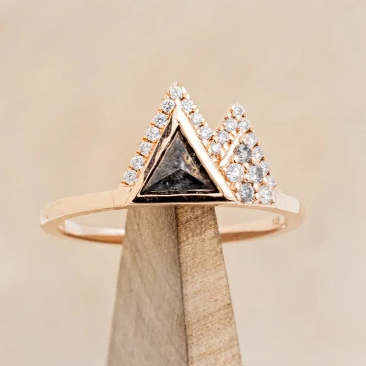 "TABEI" - TRIANGLE SALT & PEPPER DIAMOND MOUNTAIN ENGAGEMENT RING